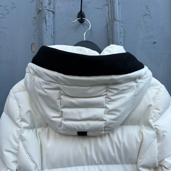 Moose Knuckles BNWOT Tracadie Down Jacket, size M - Picture 8 of 16